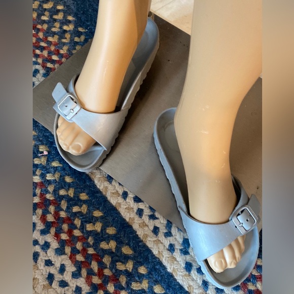 Womens Silver Birkenstock Slides! Great Condition! Size 8! (38) - Picture 10 of 10